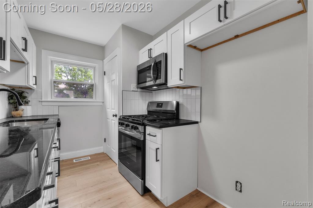 45 E Rutgers Avenue, Pontiac, MI 48340 — Photo 13