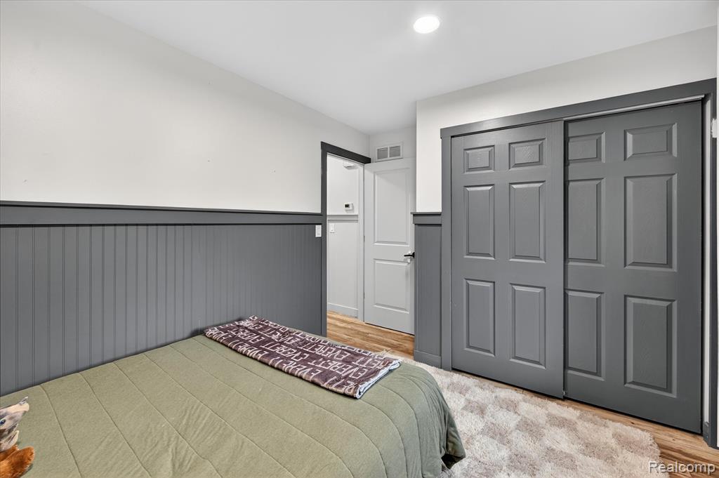 933 Abbey Lane, Milford, MI 48381 — Photo 23