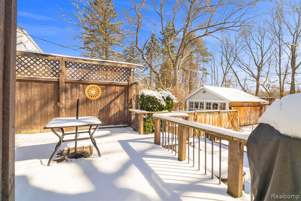 2179 Avondale Street, Sylvan Lake, MI 48320 — Photo 36