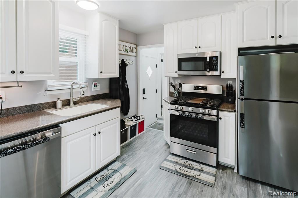 4314 Orr Avenue, Warren, MI 48091 — Photo 10