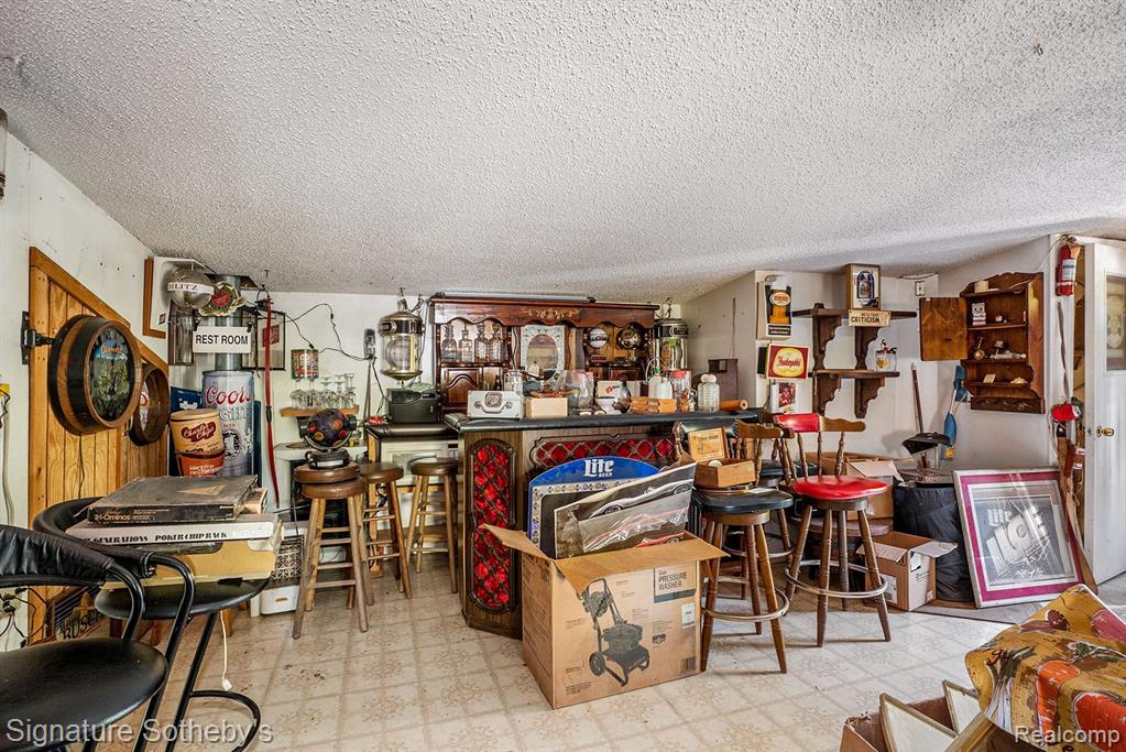 6143 MONROVIA Drive, Waterford, MI 48329 — Photo 16