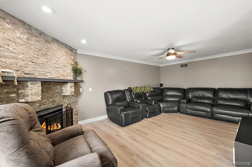 48037 Lafayette Drive, Macomb, MI 48044 — Photo 11