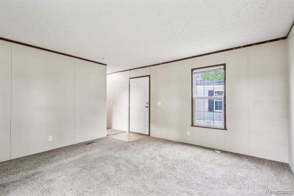 4726 Harrow Court, Sterling Heights, MI 48310 — Photo 3