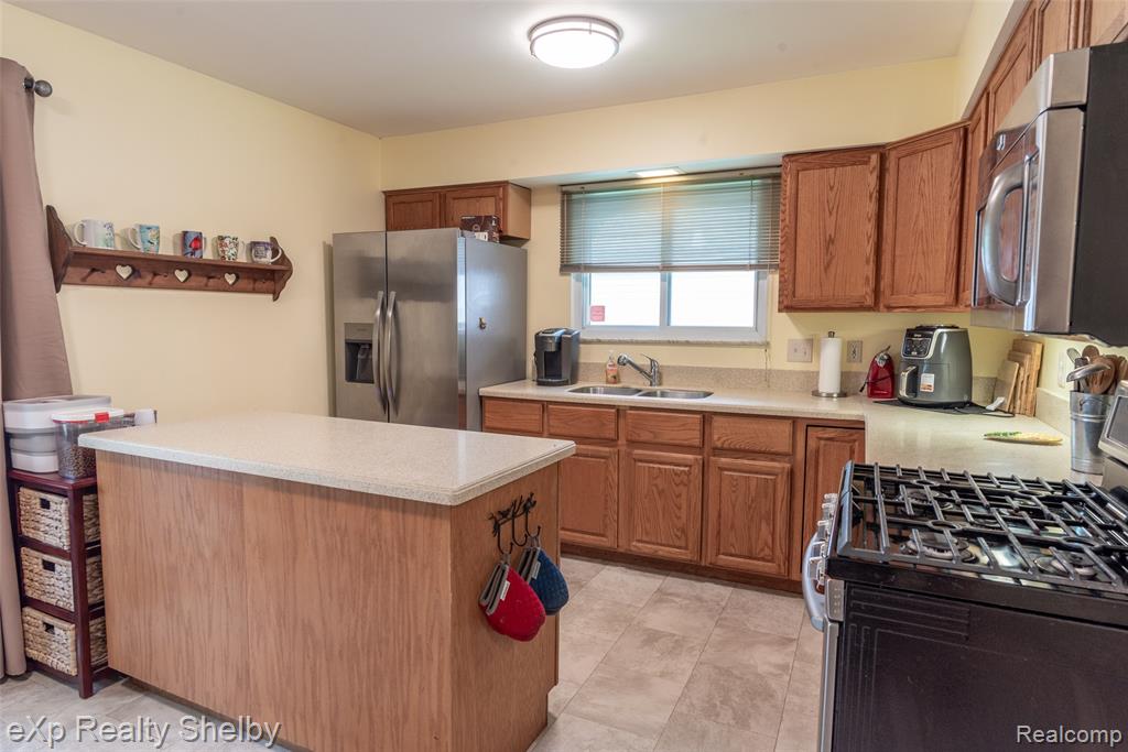 9595 Pearl Beach Boulevard, Clay, MI 48001 — Photo 14