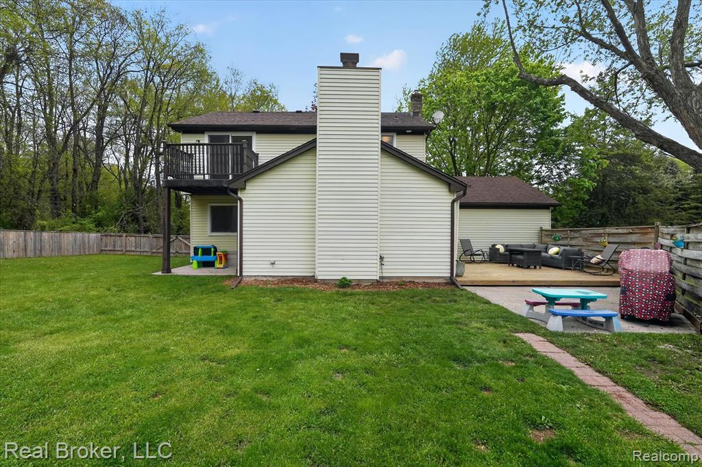 46-3885-Morgan-Rd-Orion-Township-MI-48359-WindowStill.jpg