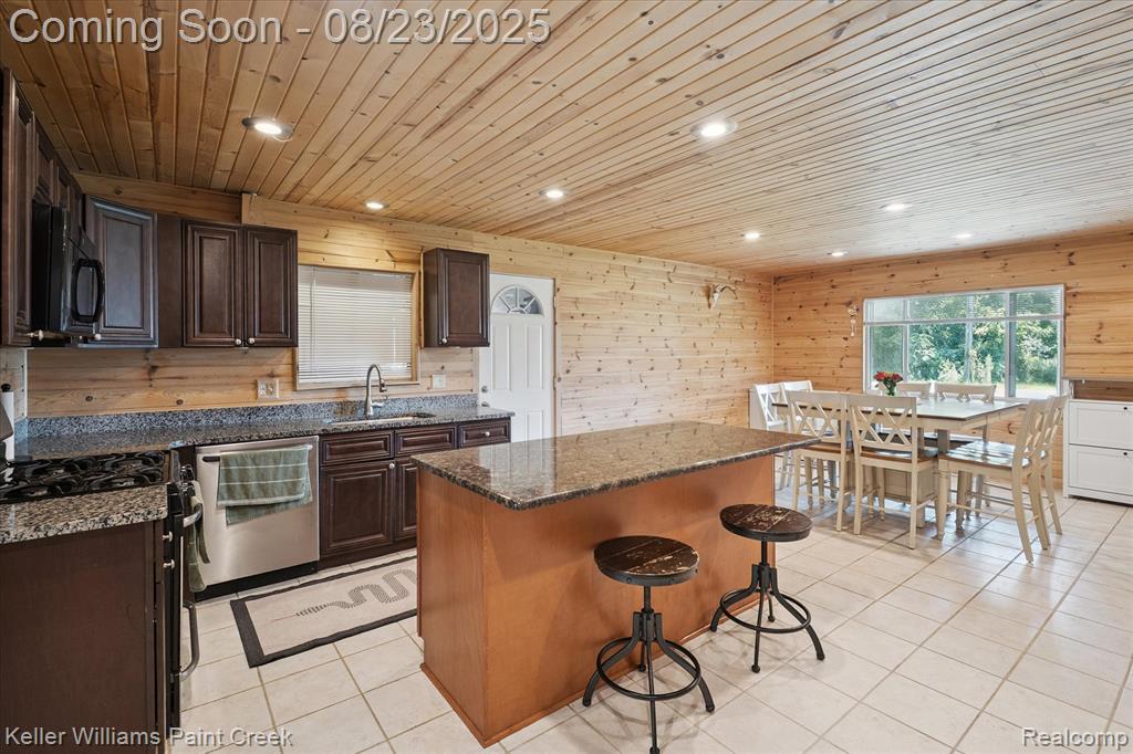 583 Market Street, Algonac, MI 48001 — Photo 10