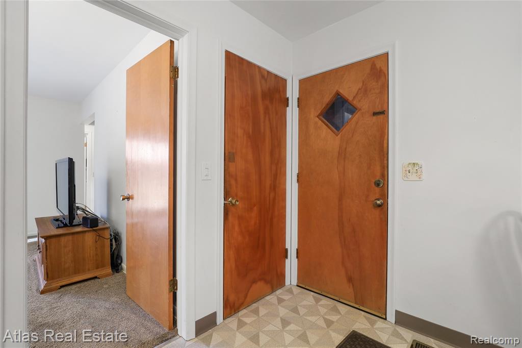 4386 Bennett Drive, Burton, MI 48519 — Photo 53