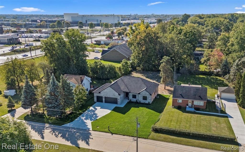 5636 Paris Drive, Sterling Heights, MI 48310 — Photo 36