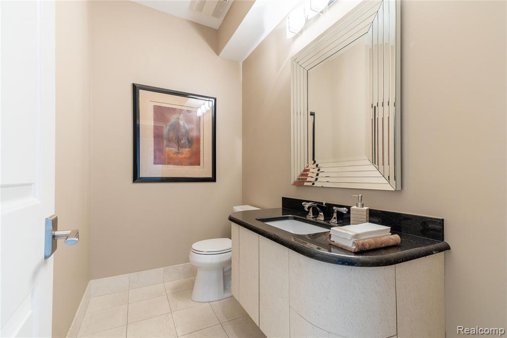 24 Kreger Drive, Wyandotte, MI 48192 — Photo 29