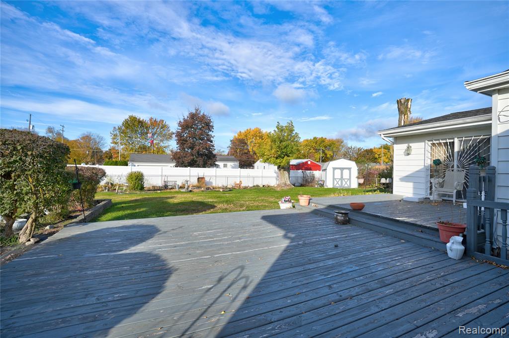 4480 Cherrytree Lane, Flint, MI 48507 — Photo 14