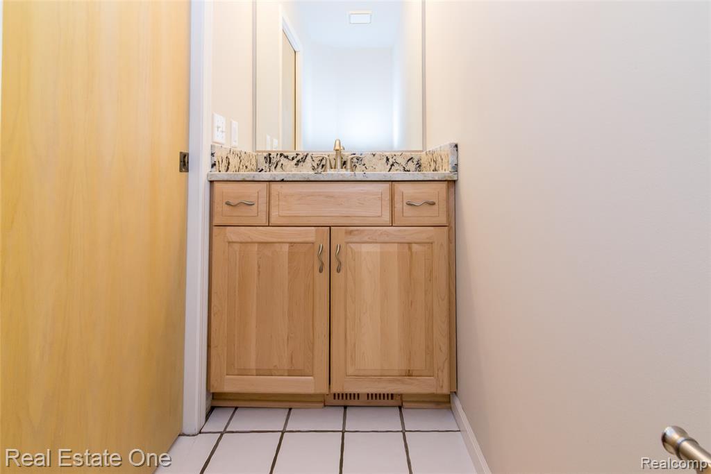 5007 Timberway Trail, Clarkston, MI — Photo 14