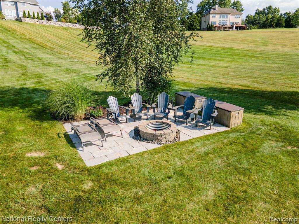 9869 Dartmouth Road, Clarkston, MI 48348 — Photo 59