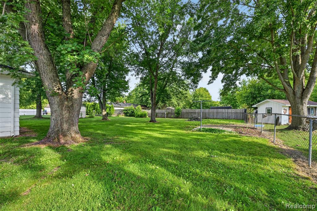 5457 Reid Road, Swartz Creek, MI 48473 — Photo 49