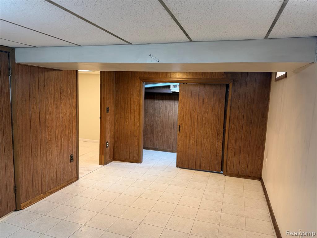 9001 Shannon Drive, Sterling Heights, MI 48314 — Photo 30