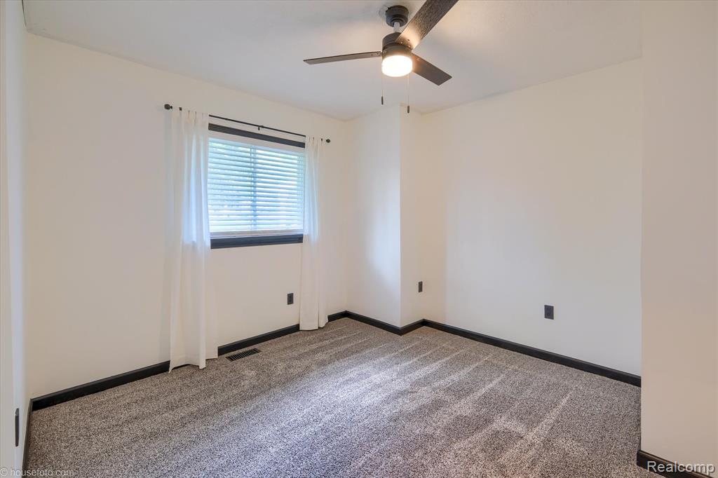 3395 Sandy Shore Drive, Metamora, MI 48455 — Photo 41