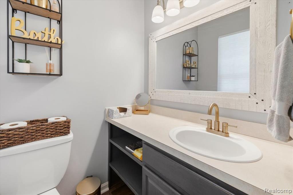 4472 Hunters Circle E, Canton, MI 48188 — Photo 18