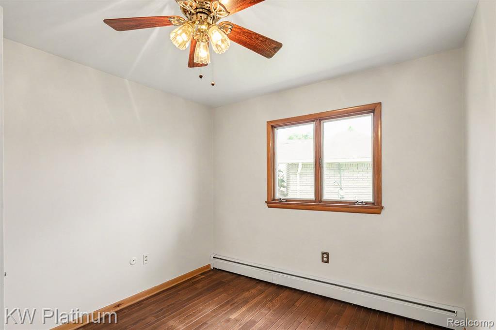 49750 Nautical Drive, New Baltimore, MI 48047 — Photo 18