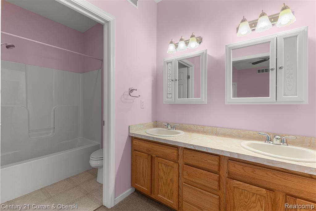 60 S Biggs Street, Belleville, MI 48111 — Photo 11