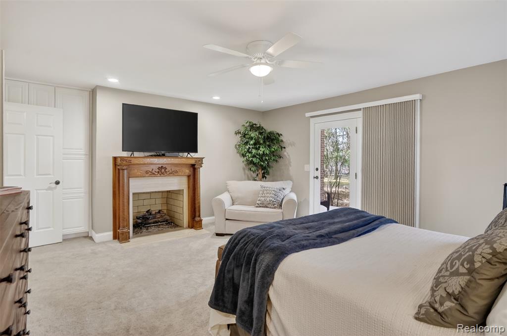 92 Kirksway Lane, Lake Orion, MI 48362 — Photo 24