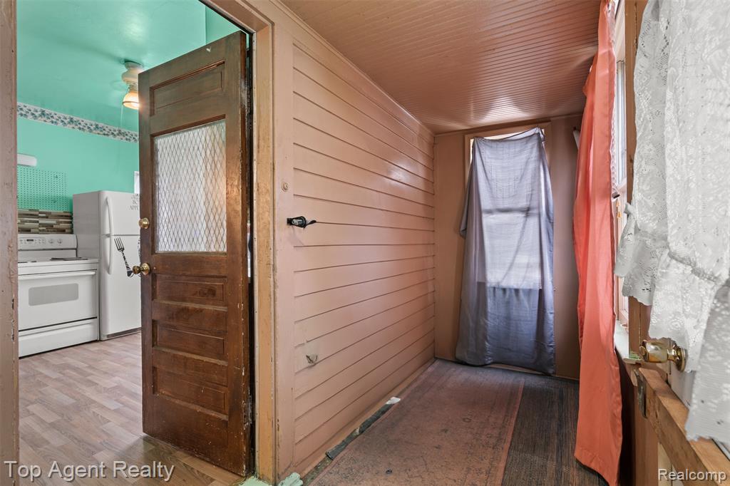 5059 Harold Street, Hamtramck, MI 48212 — Photo 15