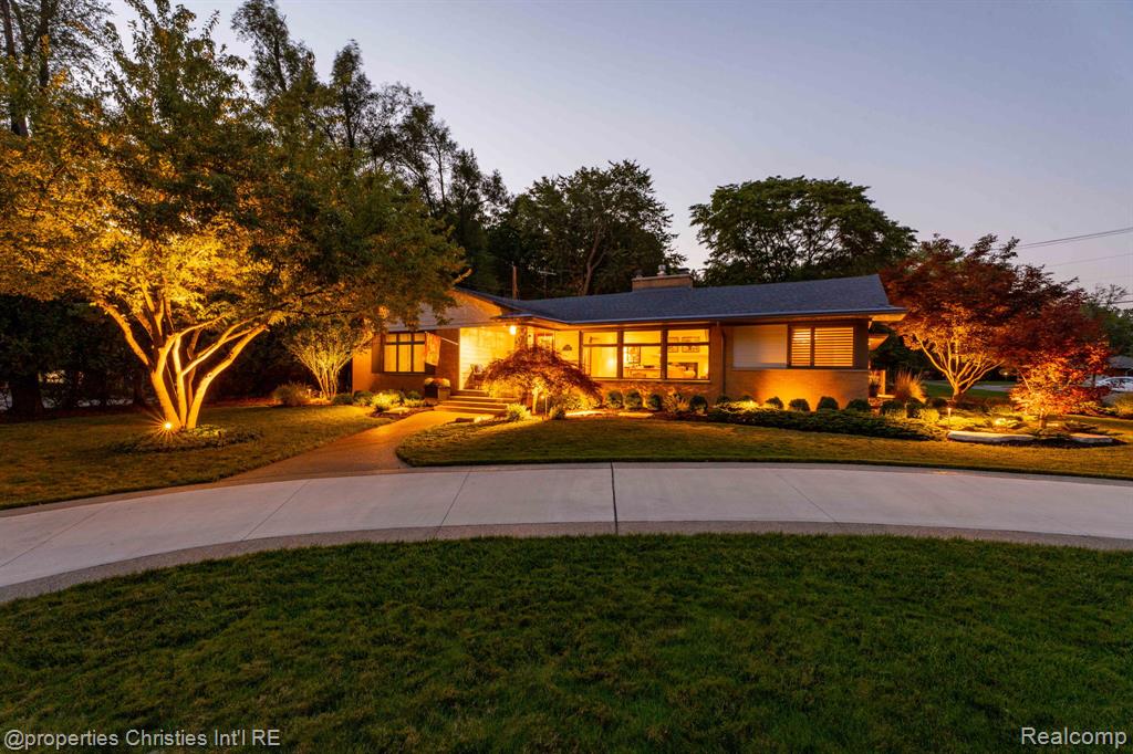 19418 Warwick Street, Beverly Hills, MI 48025 — Photo 69