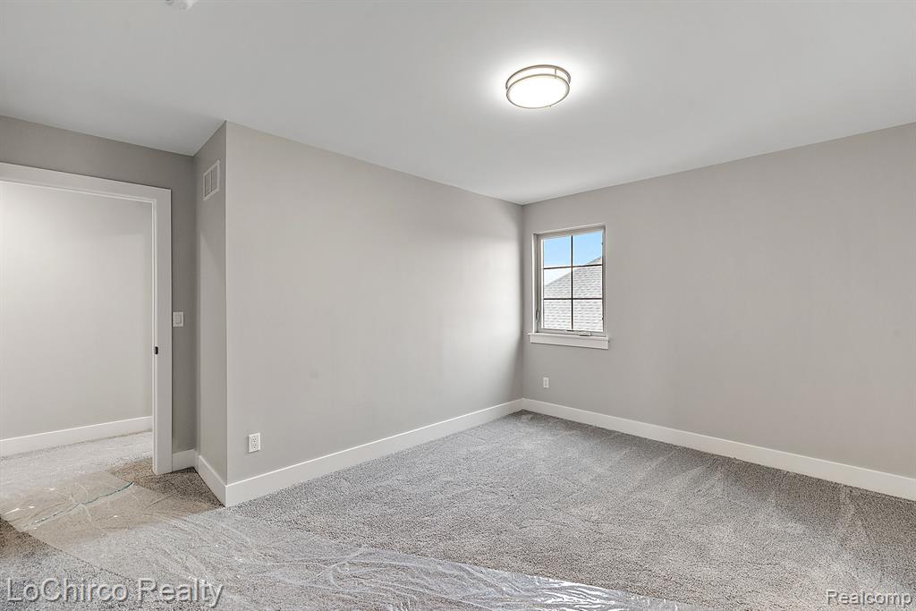49387 LANGFORD Drive, Macomb, MI 48044 — Photo 37