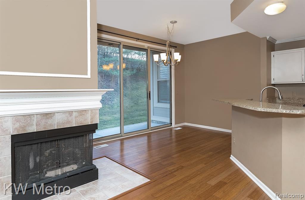 516 NEWBURNE POINTE, Bloomfield Hills, MI 48304 — Photo 7