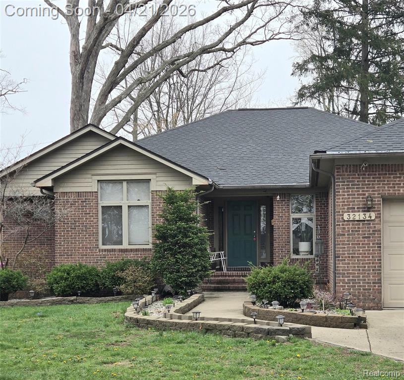 32134 Leona Street, Garden City, MI
