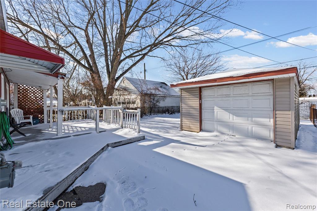 6141 Harrison Street, Garden City, MI — Photo 13