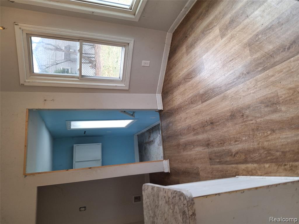 31700 Linden, Fraser, MI 48026 — Photo 10