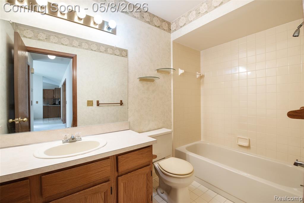 41308 Fortuna Drive E, 86, Clinton Twp, MI 48038 — Photo 11