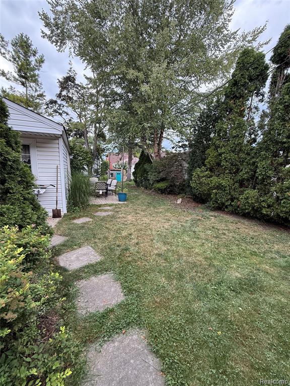 651 N Highland Street, Dearborn, MI 48128 — Photo 20