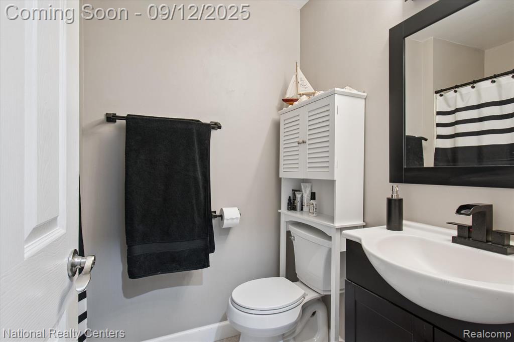895 S Pontiac Trail, Walled Lake, MI 48390 — Photo 16