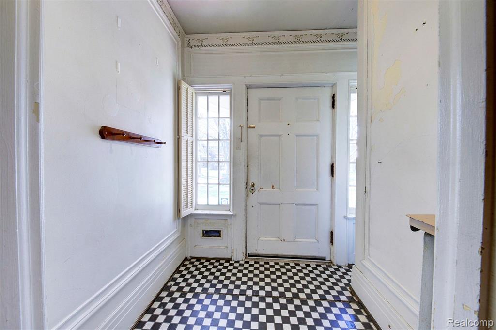 121 Longfellow Street, Detroit, MI 48202 — Photo 32