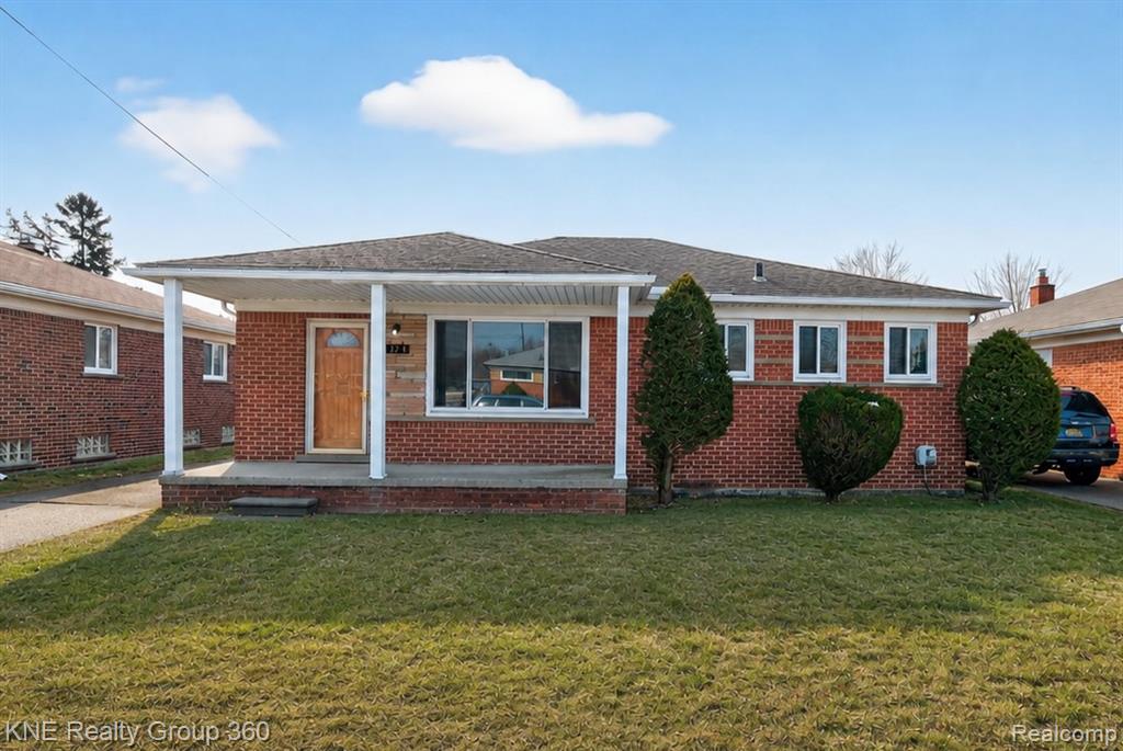 11214 Mae Avenue, Warren, MI 48089 — front exterior
