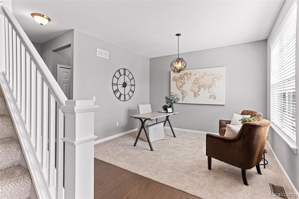 286 SPRINGVIEW Street - Photo 4