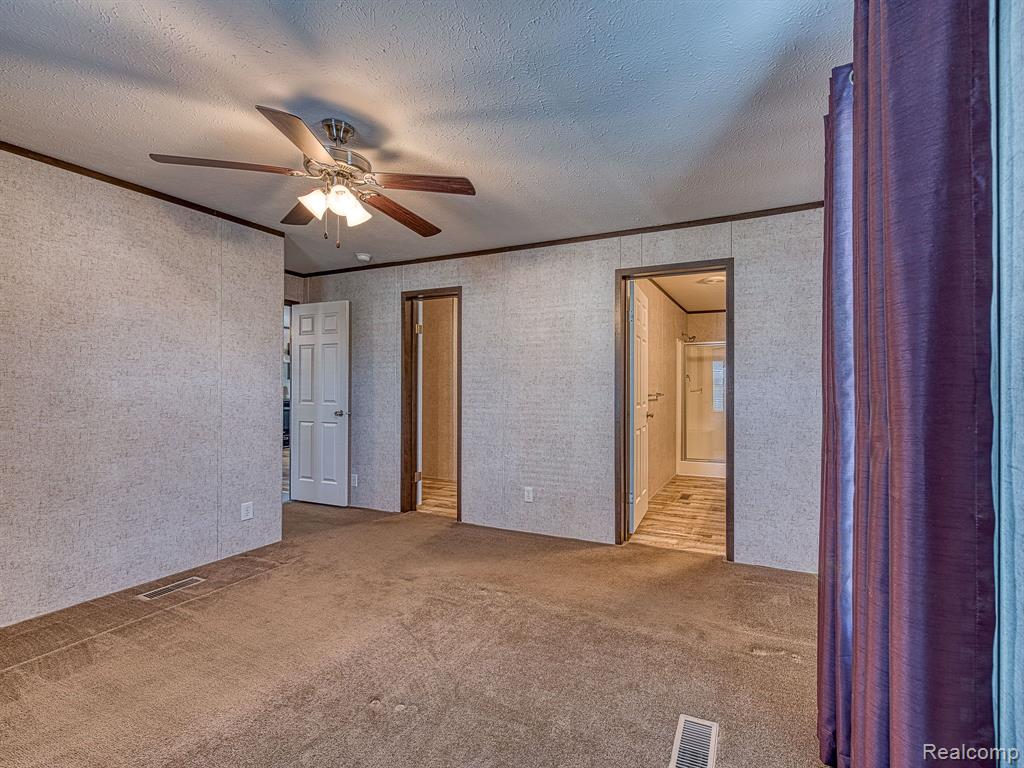 131 KIMBERLY Lane, Dundee, MI 48131 — Photo 17