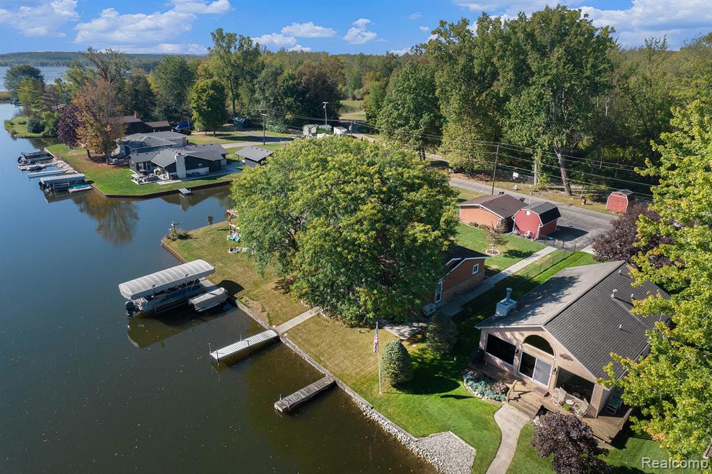 11109 Wynns Road, Pinckney, MI 48169 — Photo 32