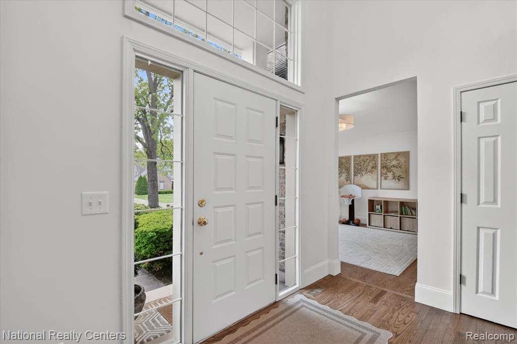 54366 Royal Troon Drive, South Lyon, MI 48178 — Photo 3