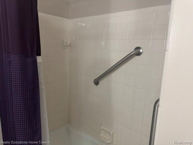 1467 E Krafft Road, 8, Fort Gratiot, MI 48059 — Photo 18