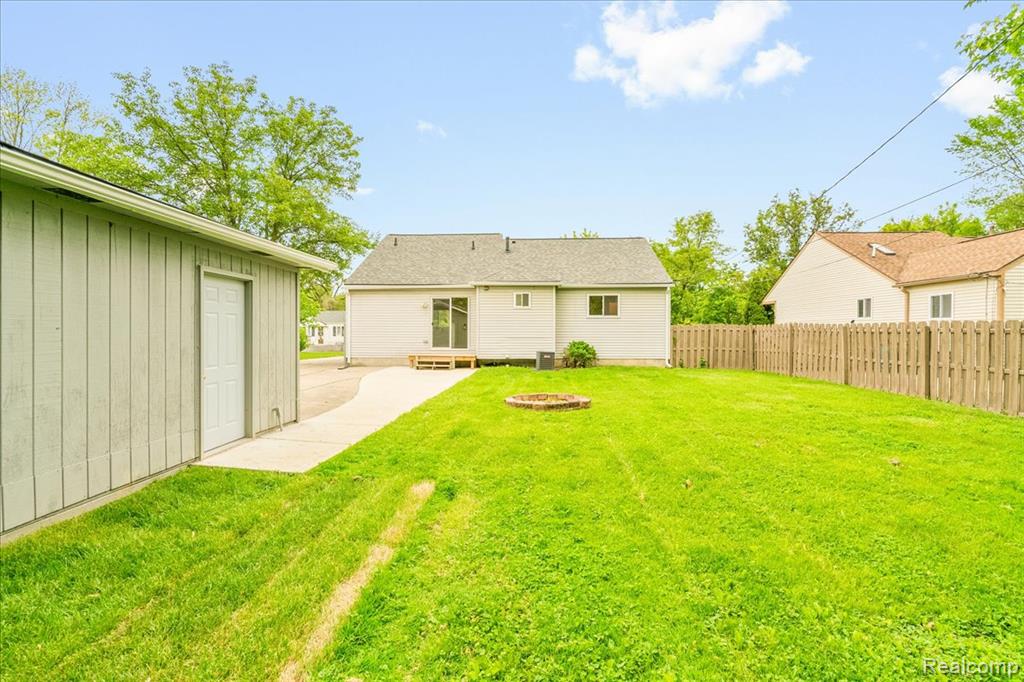 7205 Kempa Street, Romulus, MI 48174 — Photo 6