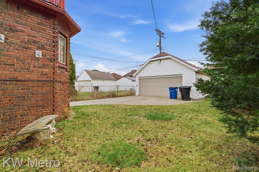 19136 Santa Barbara Drive, Detroit, MI 48221 — Photo 24