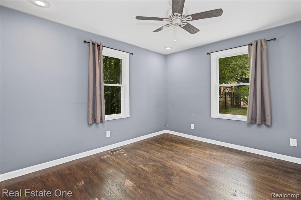 2275 Richwood Road, Auburn Hills, MI 48326 — Photo 20