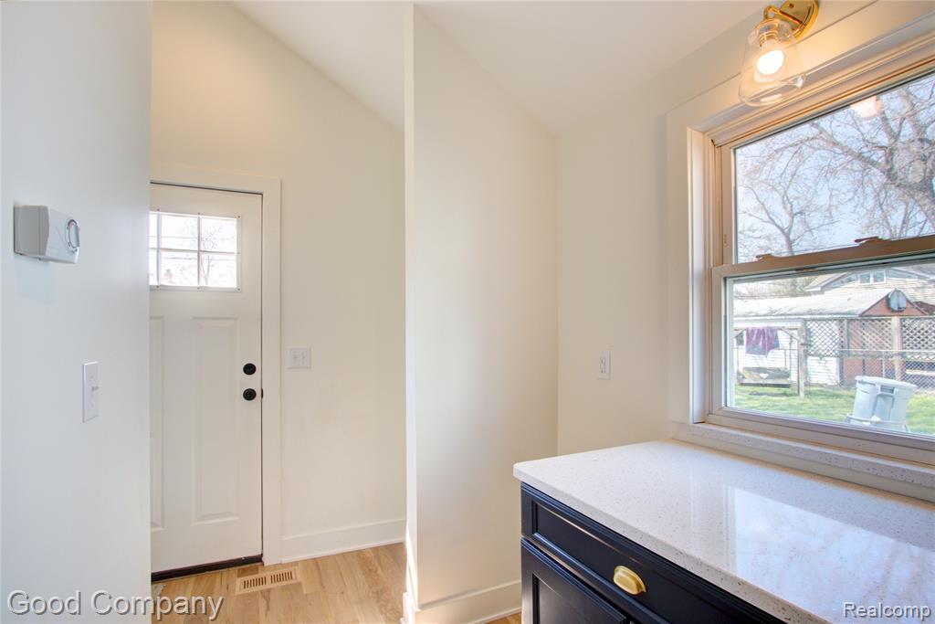 550 E Breckenridge Street, Ferndale, MI 48220 — Photo 16