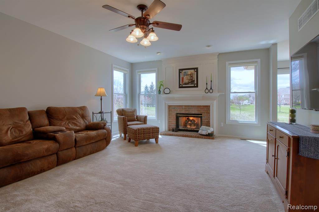 47495 PARKGATE, Canton, MI 48188 — Photo 15