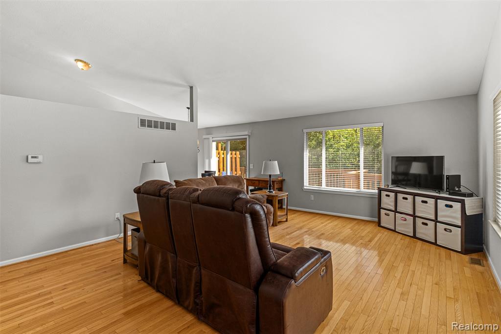 1039 Old Leake Court, 200, Holly, MI 48442 — Photo 7