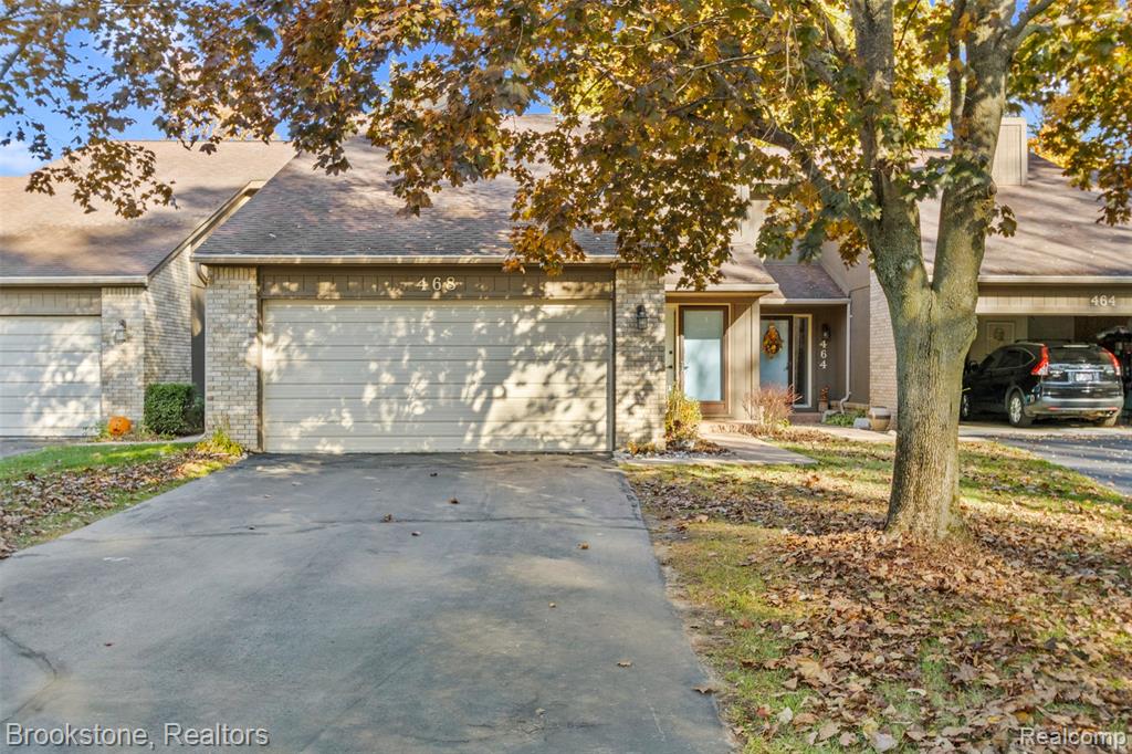 468 Woodstone Road, Waterford, MI 48327 — Photo 25