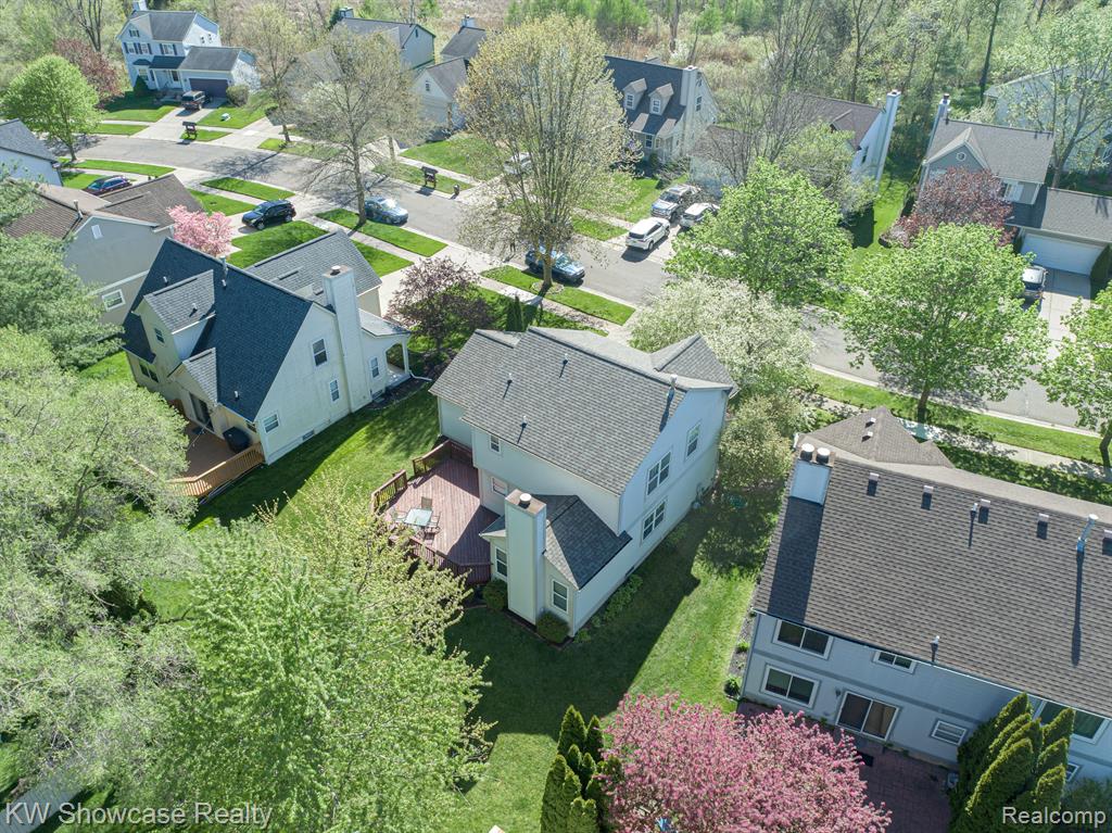 1420 POND VIEW, Wixom, MI 48393 — Photo 28