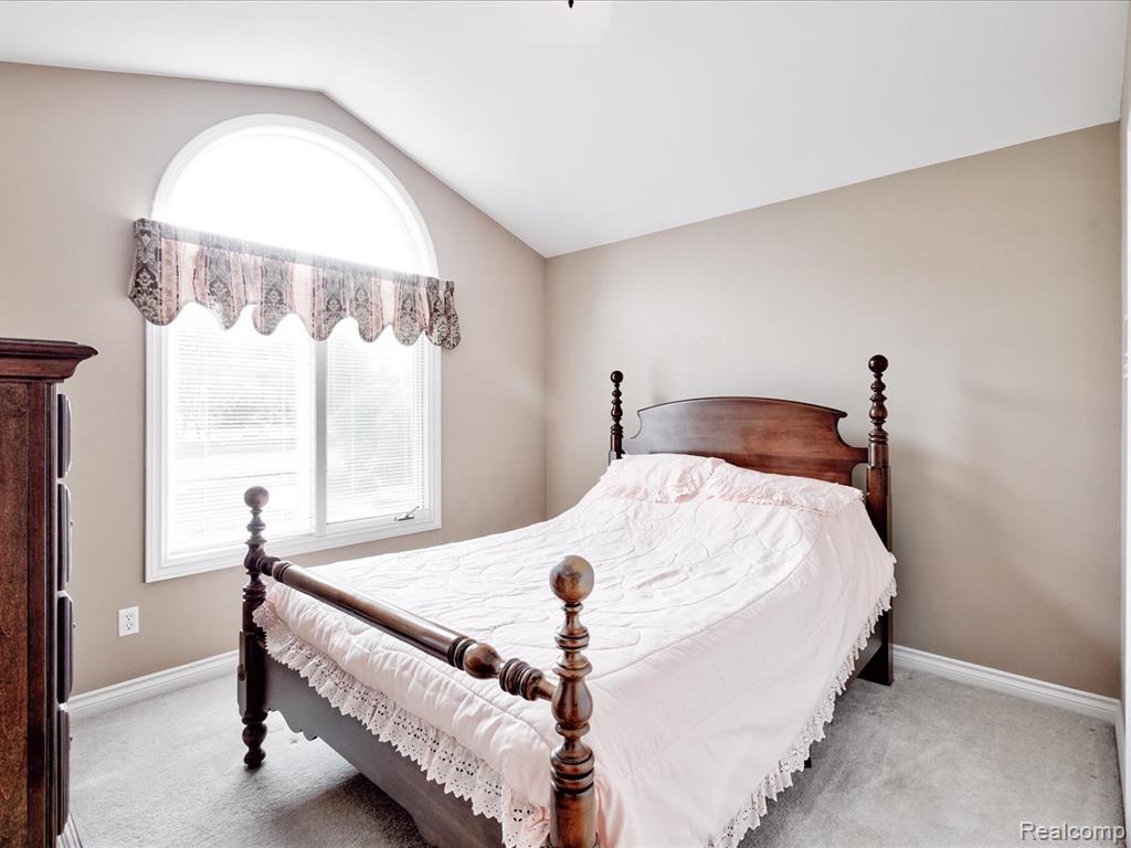 56909 Pinecone Boulevard, Shelby Twp, MI 48316 — Photo 21