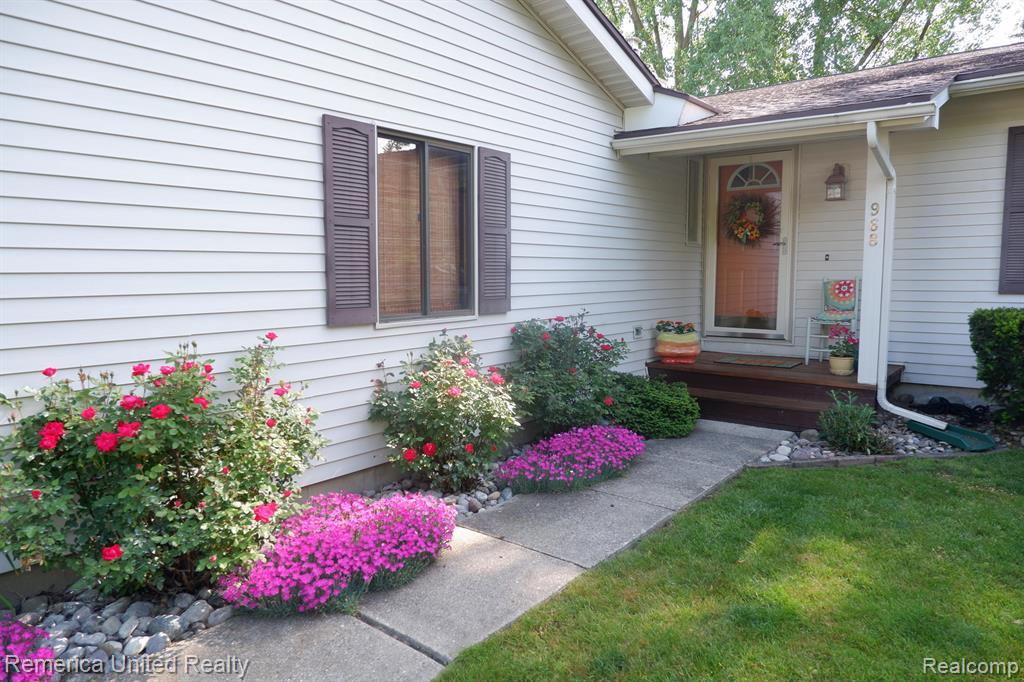 968 Touraine Avenue, East Lansing, MI 48823 — Photo 3